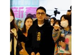陈坤将“扫楼”当成“扫地” 黄渤称他是保洁员