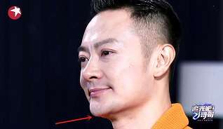42岁印小天被父亲催婚落泪 曾遭假白富美骗婚