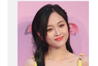 吴宣仪穿黄裙走红毯遭群嘲 大V吐槽：老天赏土吃