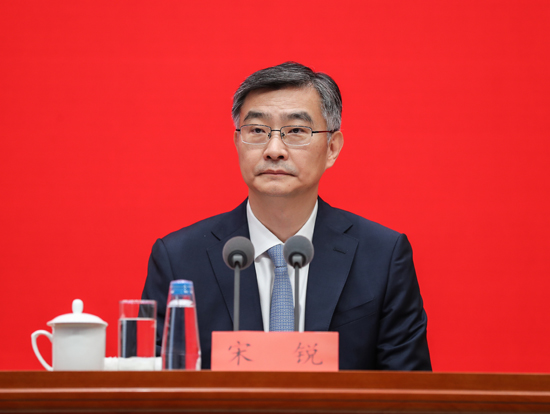 全国人大常委会：十年来收到法律草案意见建议380多万条