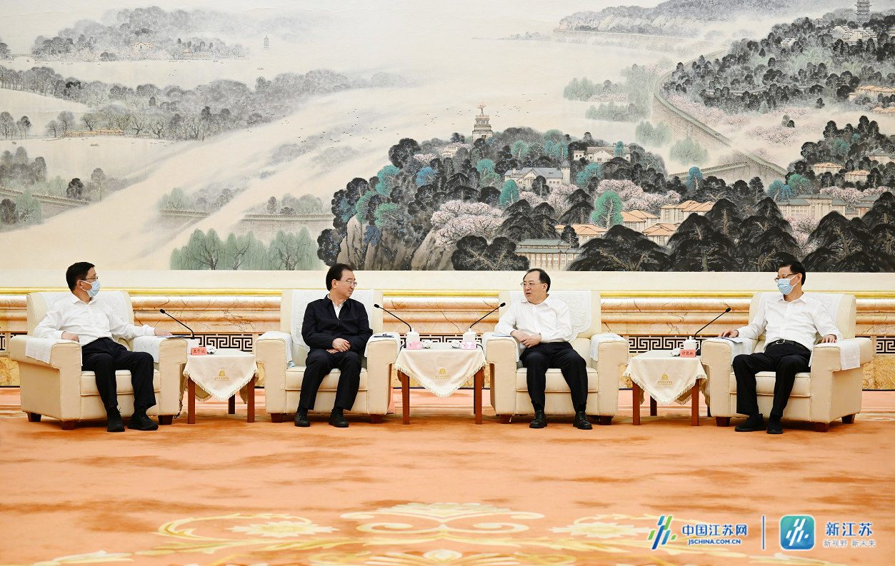 云南省党政代表团来江苏考察
