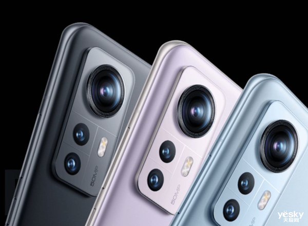 有点意外，旗舰级大底下放？小米13 Pro主摄采用索尼IMX989！