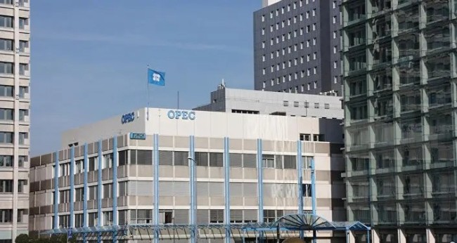 约旦呼吁沙特和美国就石油减产问题进一步对话