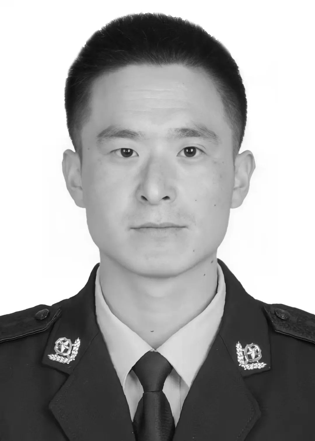 四川省布拖县3名民辅警执行抓捕任务途中因公殉职