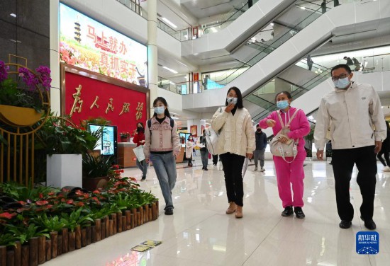 福建福州：深化“互联网+政务服务”实现政务服务高效能