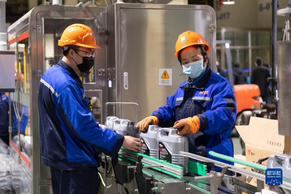 黑龙江鹤岗：发展石墨产业促进经济发展