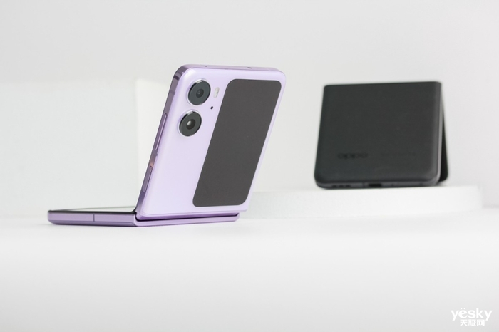 OPPO Find N2 Flip影像：5000万像素超清外屏自拍