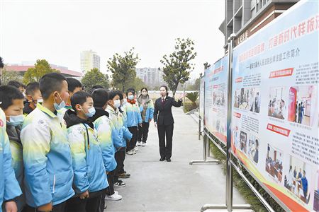 伙牌法庭：沉浸式法治第一课