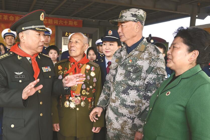 “千万个雷锋在成长”主题活动