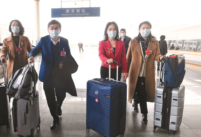 住苏全国政协委员返回各自岗位