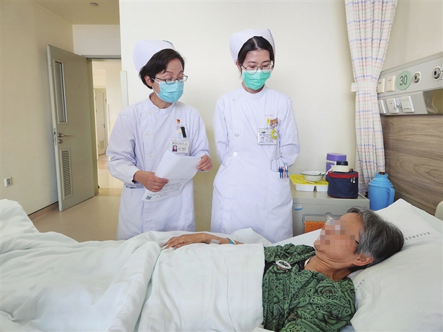 钱红英：拥有“百变身份”的“宝藏护士”